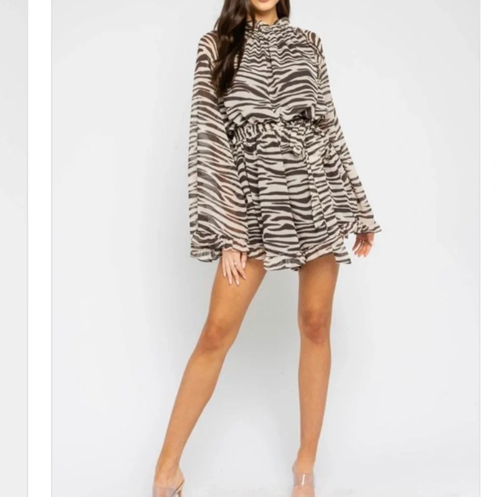 Zebra Romper Small - Picture 5 of 16
